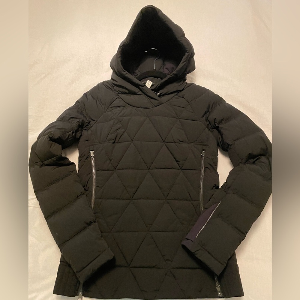 Lululemon down hoodie